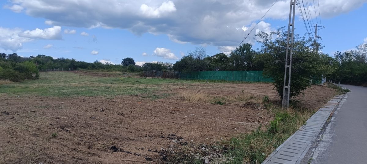 Terenuri cu suprafete intre 500 si 1500 mp in Baicoi, zona Liliesti. - foto 6