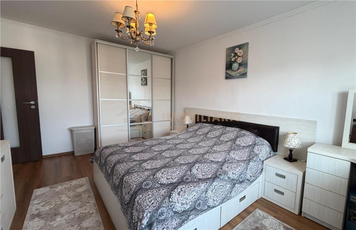 Apartament 3 camere, zona Sc Nr. 3 - foto 3