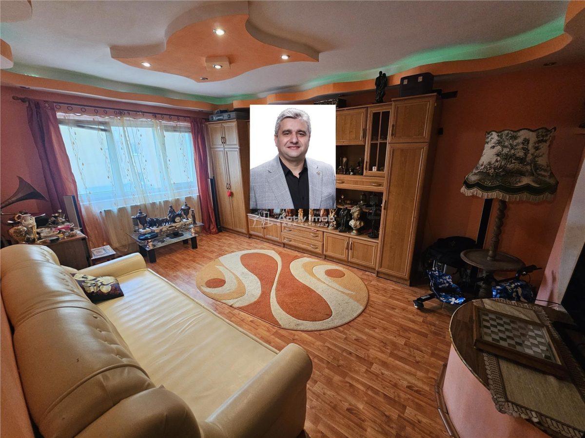 Resita, 3 Cam. Dec., Micro 4 - 