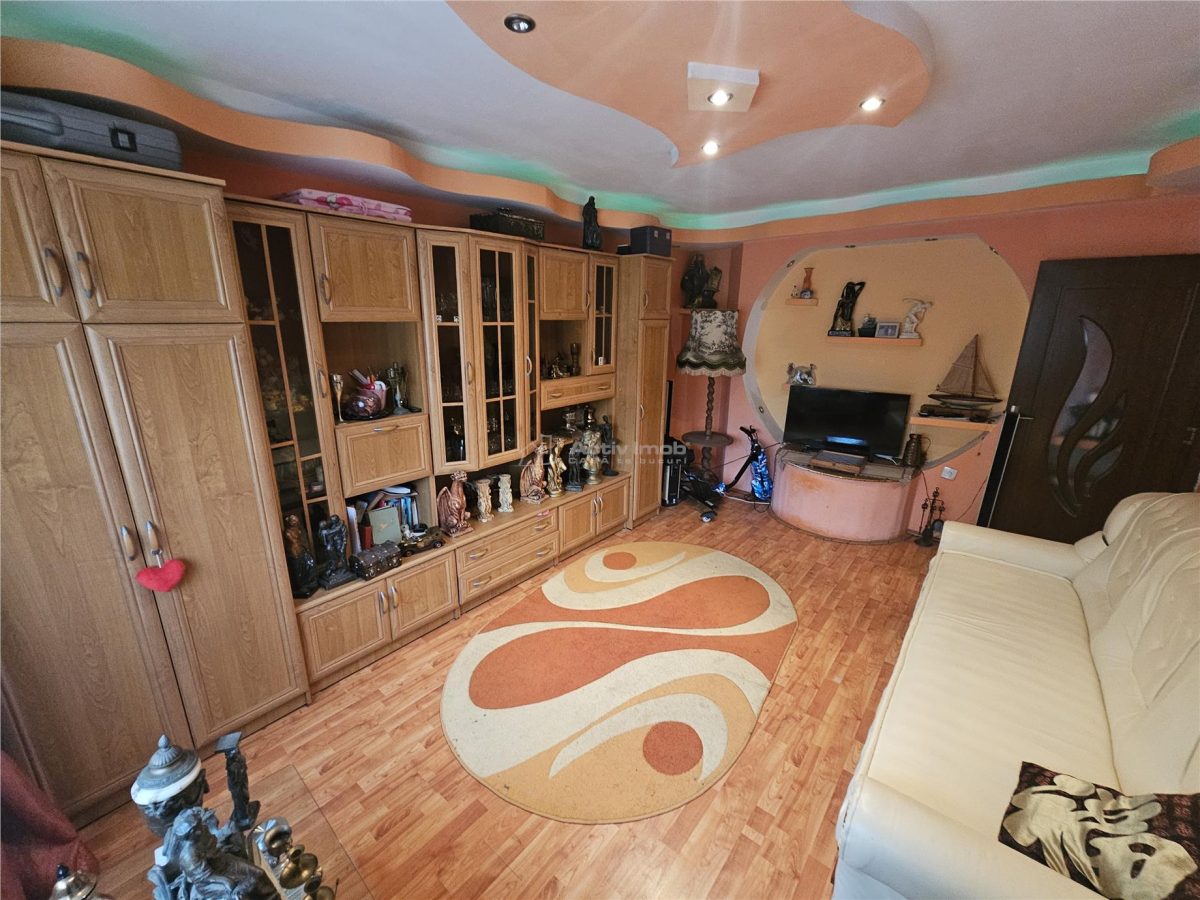 Resita, 3 Cam. Dec., Micro 4 - foto 15