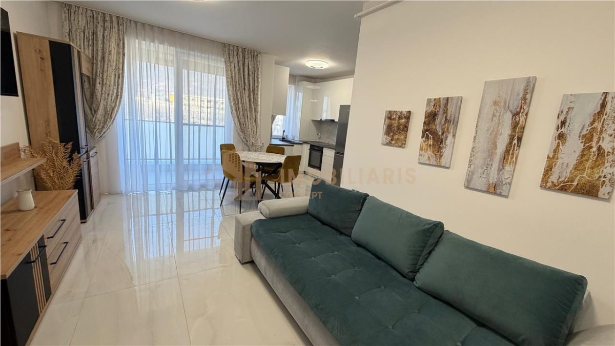 Apartament 3 camere, zona Spitalul Judetean, de inchiriat - 