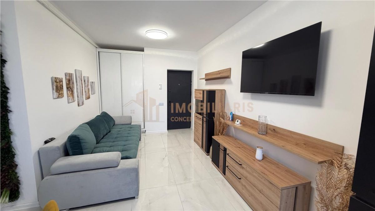 Apartament 3 camere, zona Spitalul Judetean, de inchiriat - foto 3