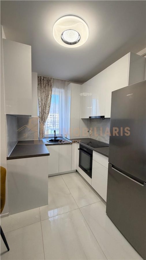 Apartament 3 camere, zona Spitalul Judetean, de inchiriat - foto 4