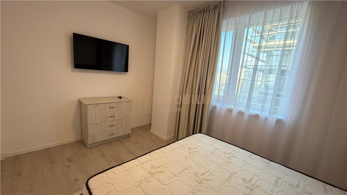 Apartament 3 camere, zona Spitalul Judetean, de inchiriat - foto 9