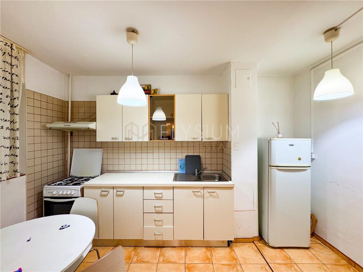 Apartament de vanzare 3 camere Tineretului - foto 9