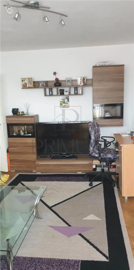 SPITALUL JUDETEAN - 3 CAM - 2 BALCOANE - CENTRALA/AC - ZONA EXCELENTA - foto 2