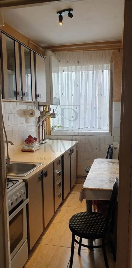 SPITALUL JUDETEAN - 3 CAM - 2 BALCOANE - CENTRALA/AC - ZONA EXCELENTA - foto 4