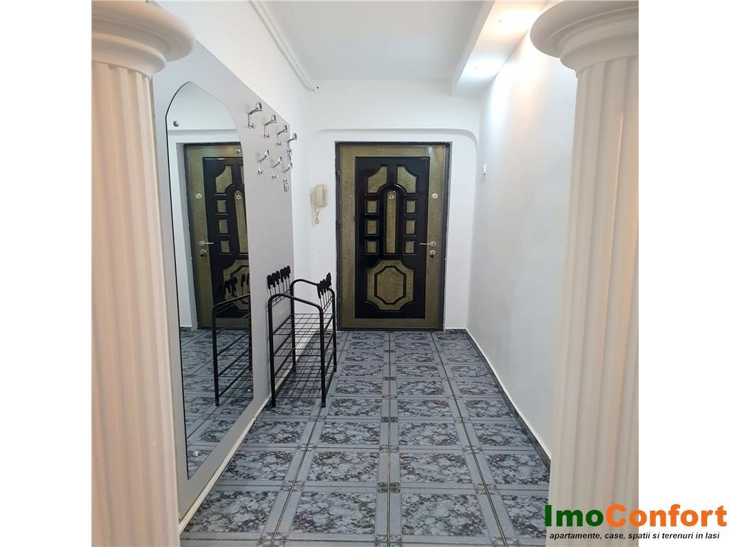 Apartament cu 3C decomandat in Podul Ros - foto 2