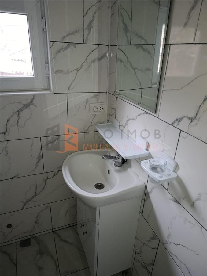 Casa tip parter zona Sarata Monteoru - foto 18