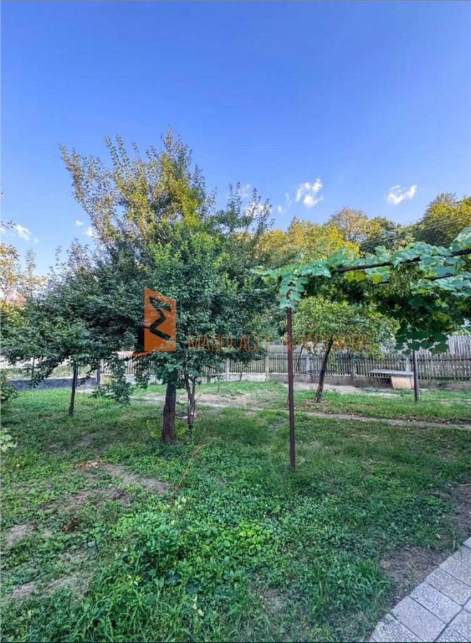 Casa tip parter zona Sarata Monteoru - foto 8