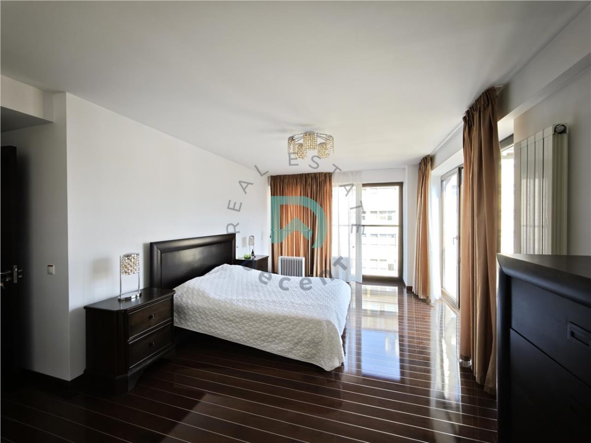 Apartament 4 camere, Brasovul Vechi - foto 19