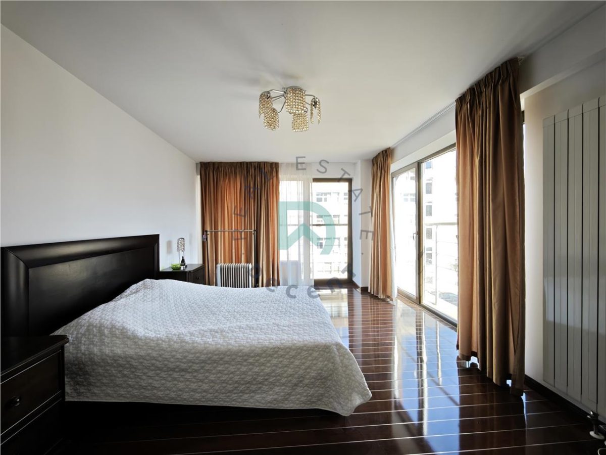 Apartament 4 camere, Brasovul Vechi - foto 6