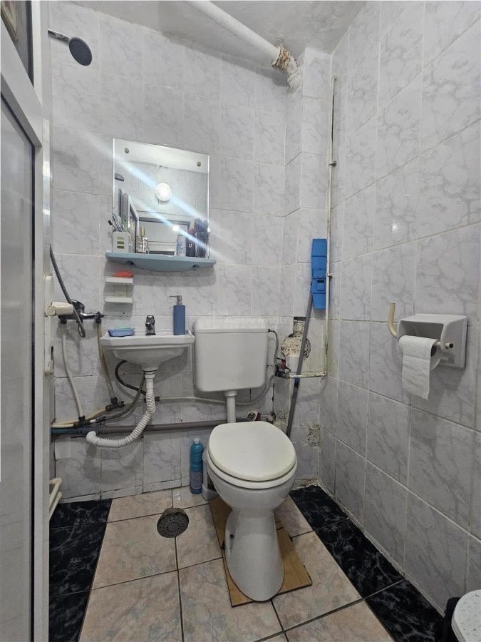 Resita, Garsoniera Mobilata+Utilata, Parter, Calea Caransebesului - foto 20