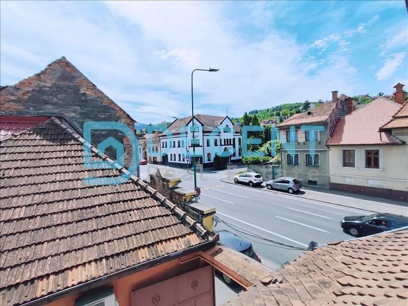 Apartament  in casa 5 camere, Brasov - 