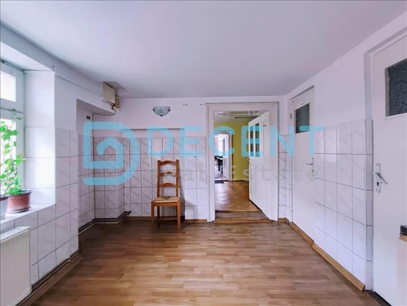 Apartament  in casa 5 camere, Brasov - foto 4