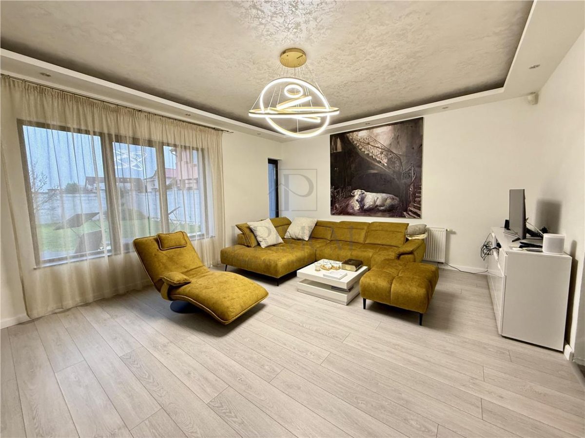 DUMBRAVITA - Casa individuala SPATIOASA - Garaj - Teren 600MP - Langa padure - 