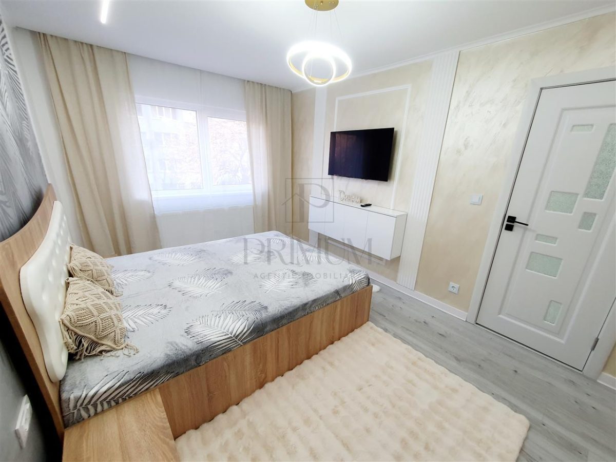 DAMBOVITA - 3 CAM - ETJ.2 - CENTRALA - RENOVAT - MOBILAT/UTILAT NOU - foto 17