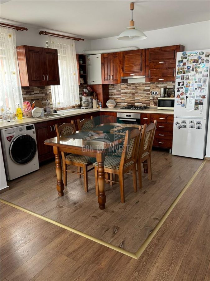 Casa cu 4 camere si curte privata in cartierul Arhitectilor - foto 2