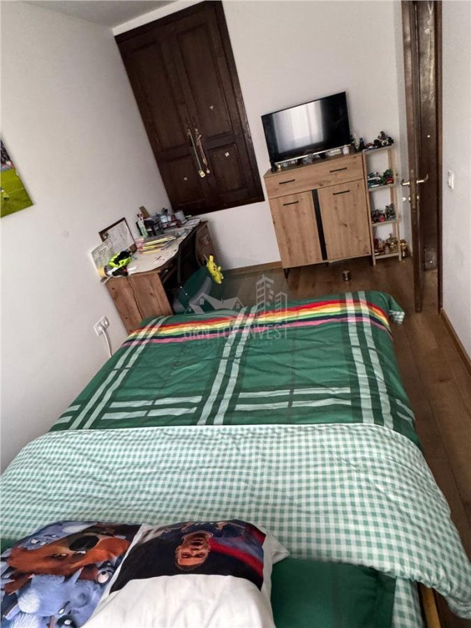 Casa cu 4 camere si curte privata in cartierul Arhitectilor - foto 5
