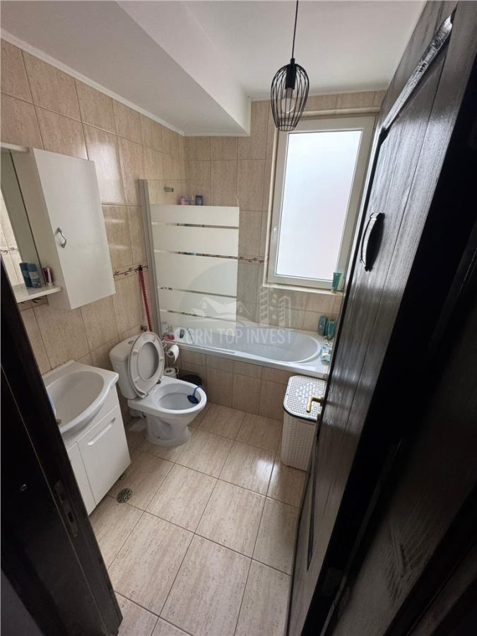 Casa cu 4 camere si curte privata in cartierul Arhitectilor - foto 8