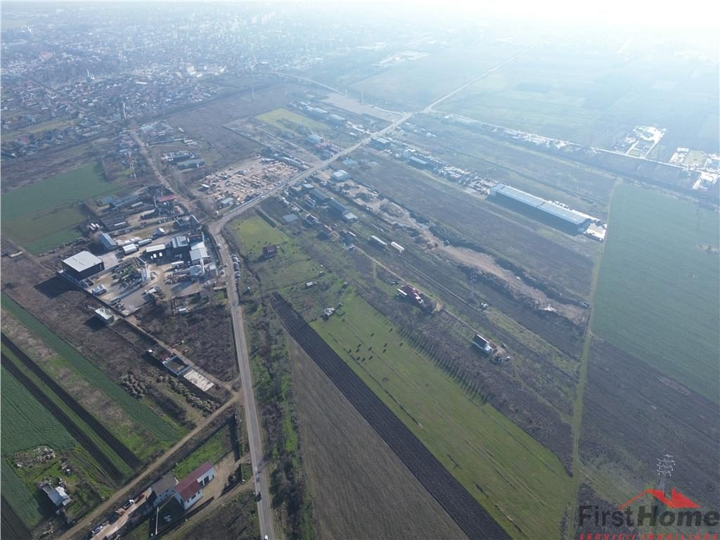 Teren de vanzare 11.756 mp in zona de Vest a Focsaniului - foto 3