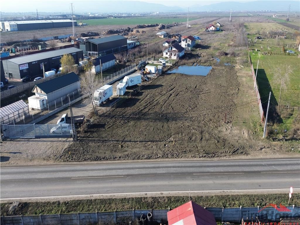 Teren de vanzare 11.756 mp in zona de Vest a Focsaniului - foto 4