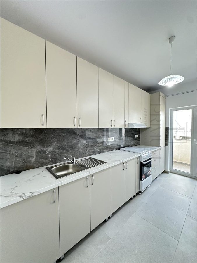 GIROC - 2 Camere - 2 Locuri de parcare - Decomandat - Zona buna - 