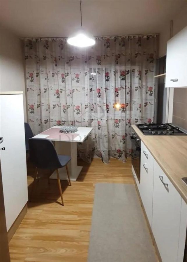 Bucovina - 2 Camere - 2 Balcoane - Etaj 1 - Spatios - foto 4