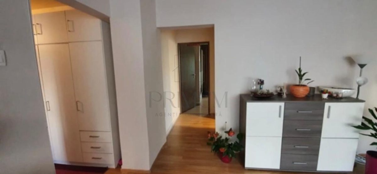 Bucovina - 2 Camere - 2 Balcoane - Etaj 1 - Spatios - foto 6