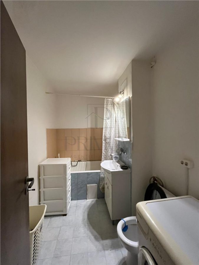 Bucovina - 2 Camere - 2 Balcoane - Etaj 1 - Spatios - foto 8