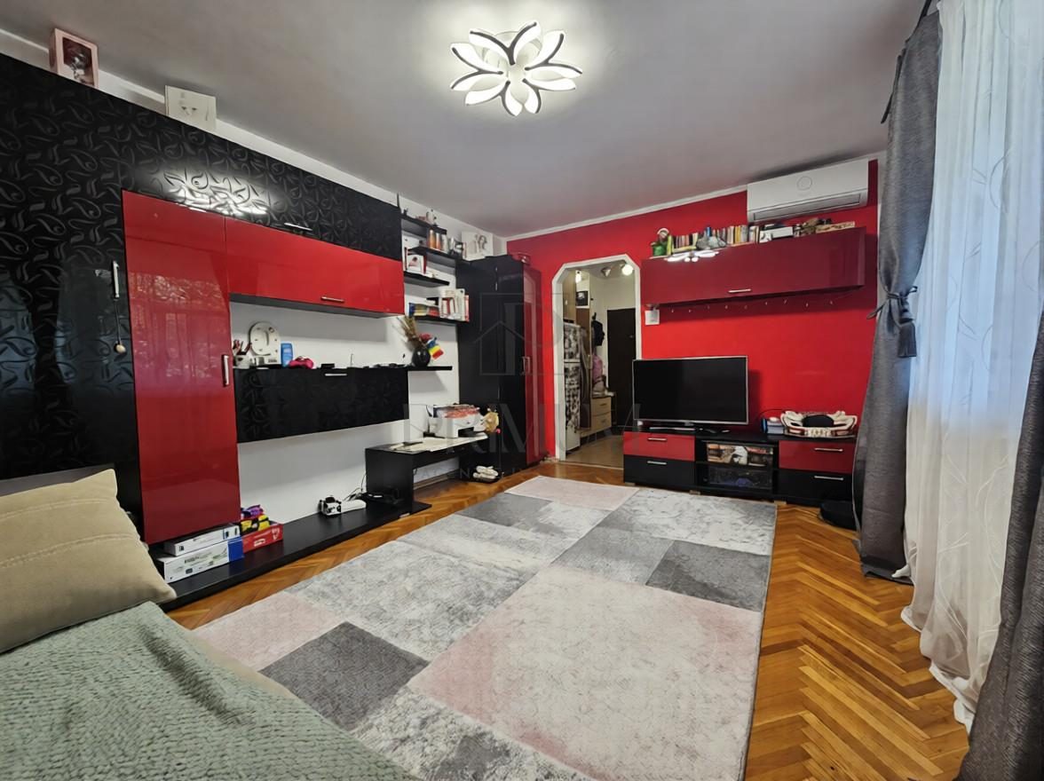 GHEORGHE LAZAR - 3 CAM - ETJ.2 - BOXA - CENTRALA - ZONA EXCELENTA - foto 1