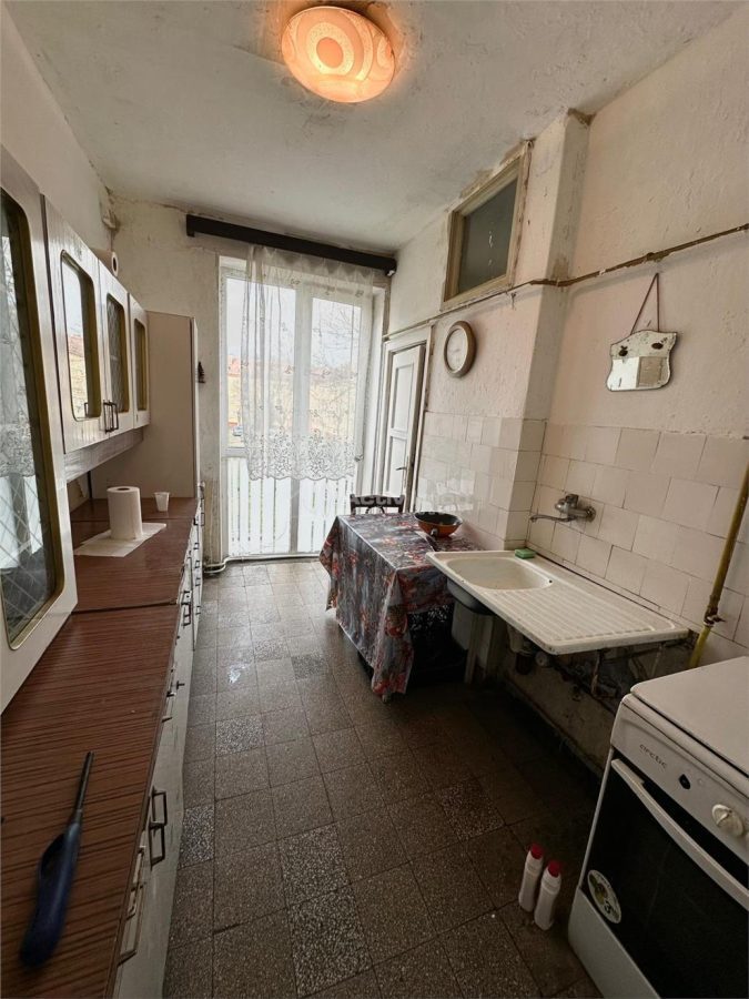 Resita, Apt.3 cam, Cf.1 sporit.Lunca - foto 11