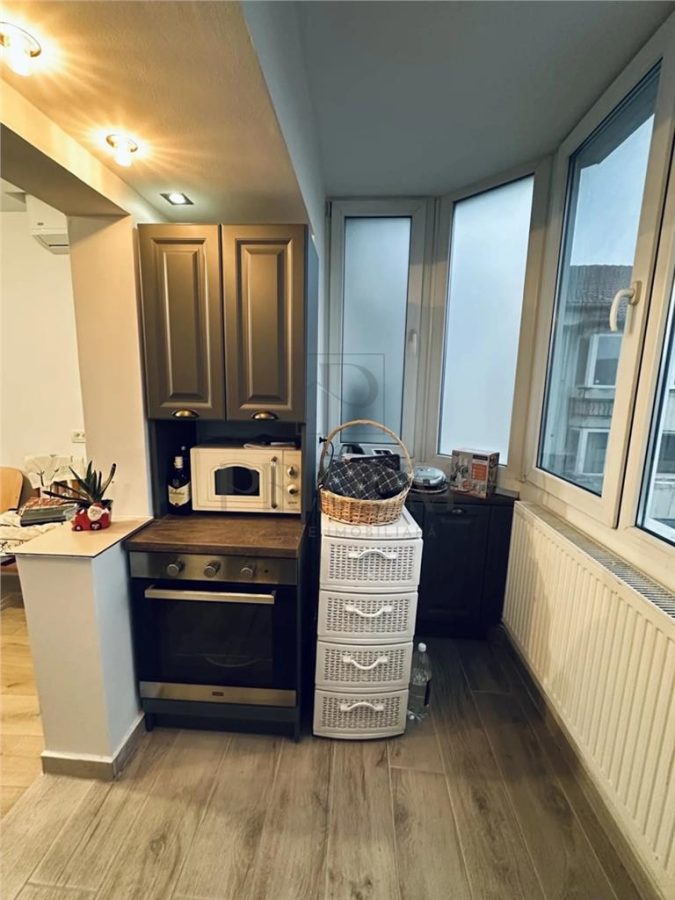 BUCOVINA - 3 CAM - DECOMANDAT - RENOVAT - CENTRALA - ZONA EXCELENTA - foto 2