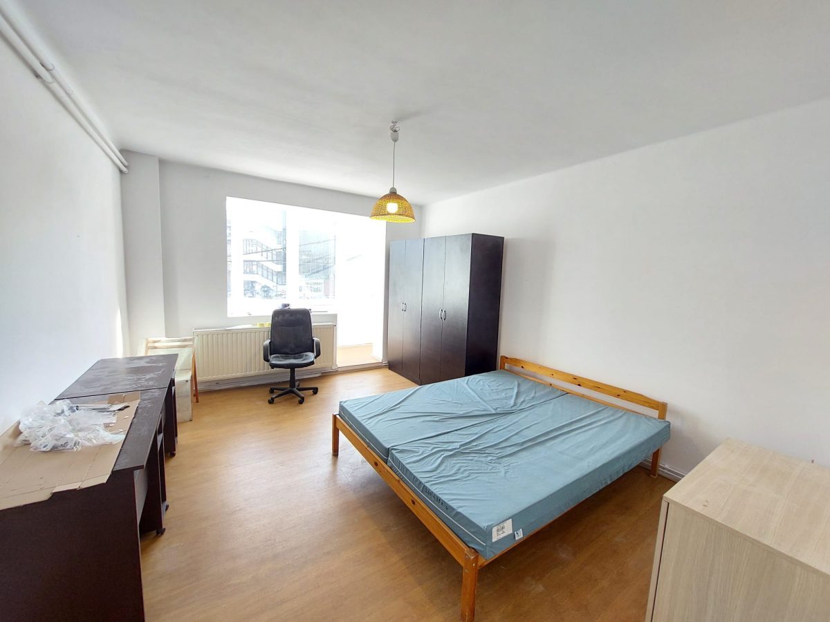 Comision 0! 2 camere Piata Mihai Viteazu Cluj-Napoca - foto 2