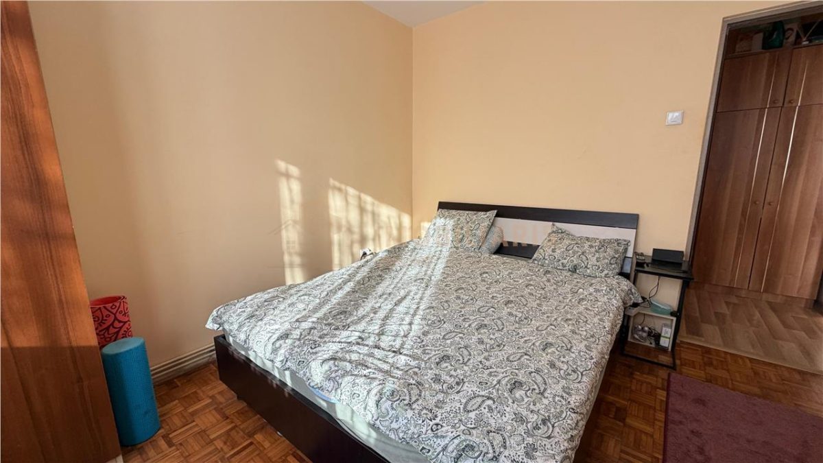 Apartament 3 camere, etaj intermediar, Cartierul Sasar - foto 5