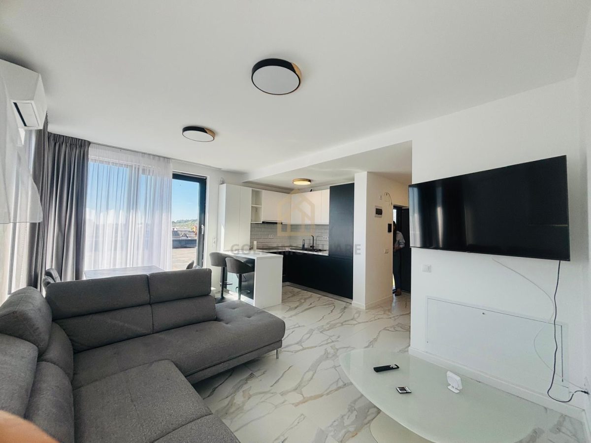 De închiriat Penthouse modern - foto 2