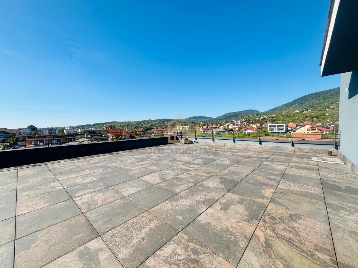 De închiriat Penthouse modern - foto 6