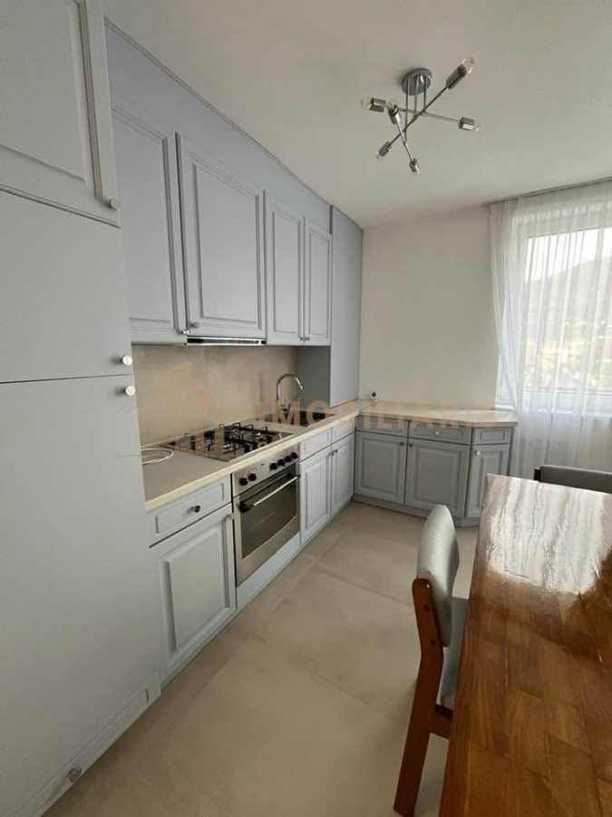 Apartament 2 camere, zona Marul de Aur - 