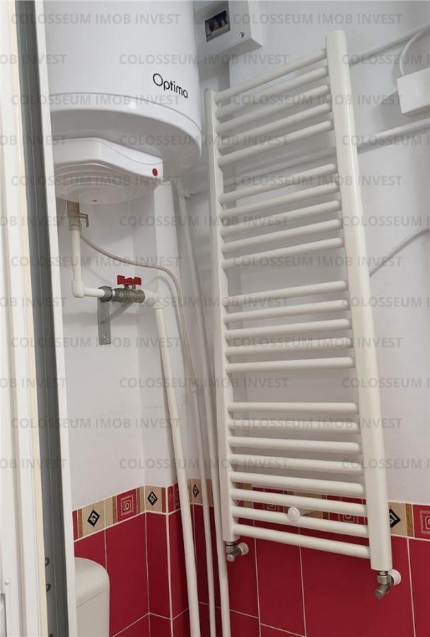 Camera de camin - zona Tractorul - foto 5