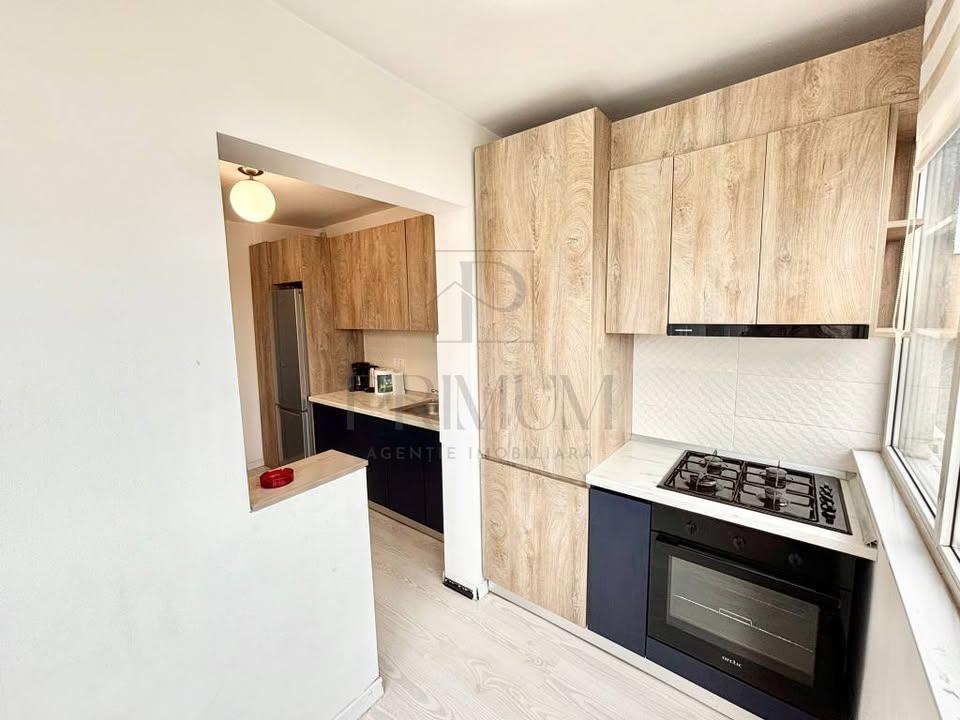 IULIUS MALL - 3 CAM - DECOMANDAT - CENTRALA - BOXA - MOBILAT - UTILAT - foto 4