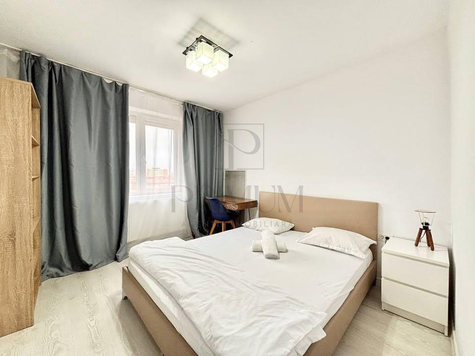 IULIUS MALL - 3 CAM - DECOMANDAT - CENTRALA - BOXA - MOBILAT - UTILAT - foto 5