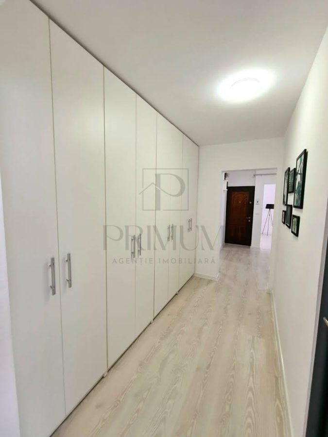 IULIUS MALL - 3 CAM - DECOMANDAT - CENTRALA - BOXA - MOBILAT - UTILAT - foto 6