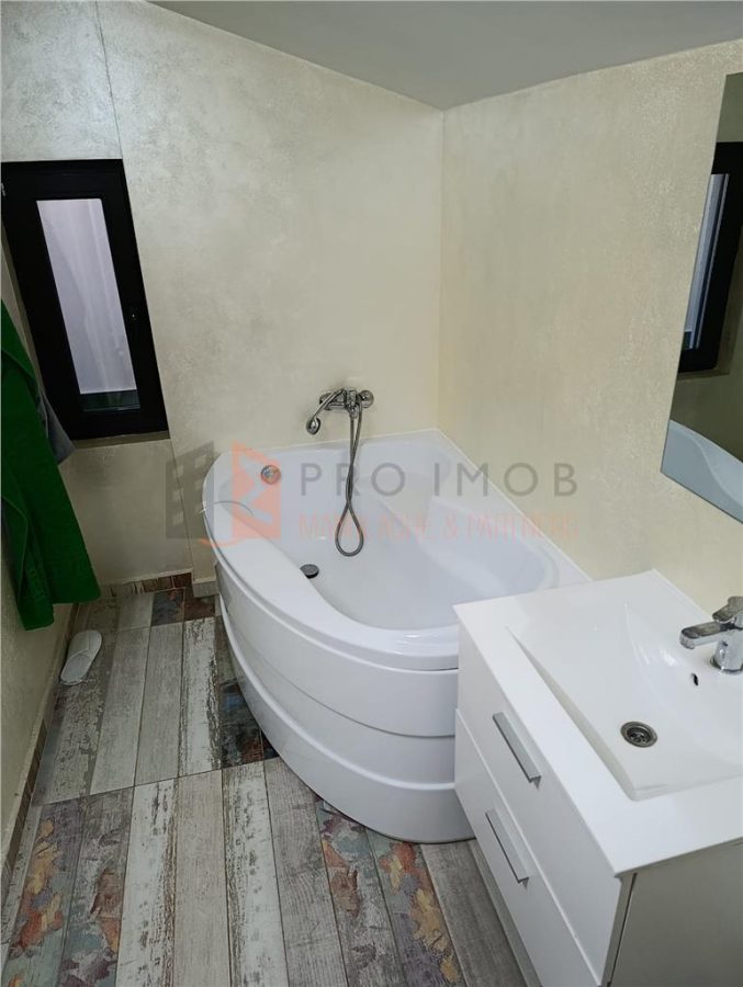 Apartament 3 camere cf 1 decomandat zona Micro 5 - foto 19