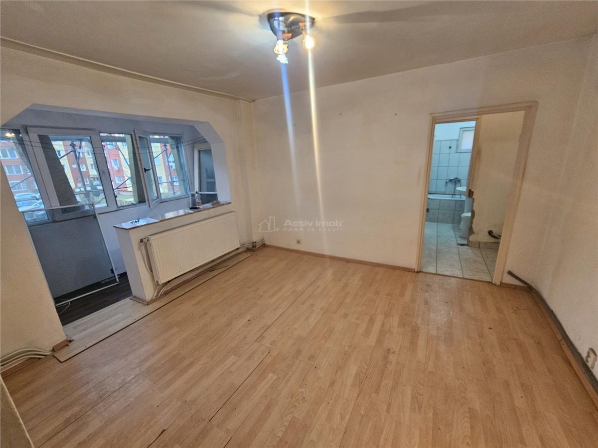 Resita, 2 Cam. Cf. 1, Et. 1, Micro 2 - foto 23