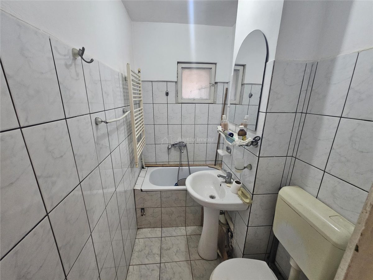 Resita, 2 Cam. Cf. 1, Et. 1, Micro 2 - foto 8