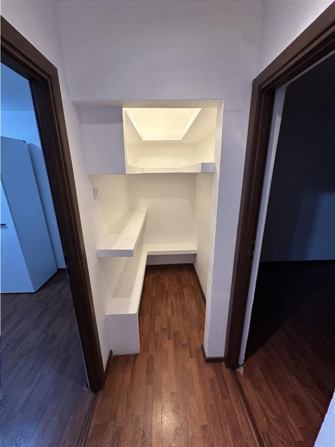 3 camere etaj 1 langa Mall - foto 4