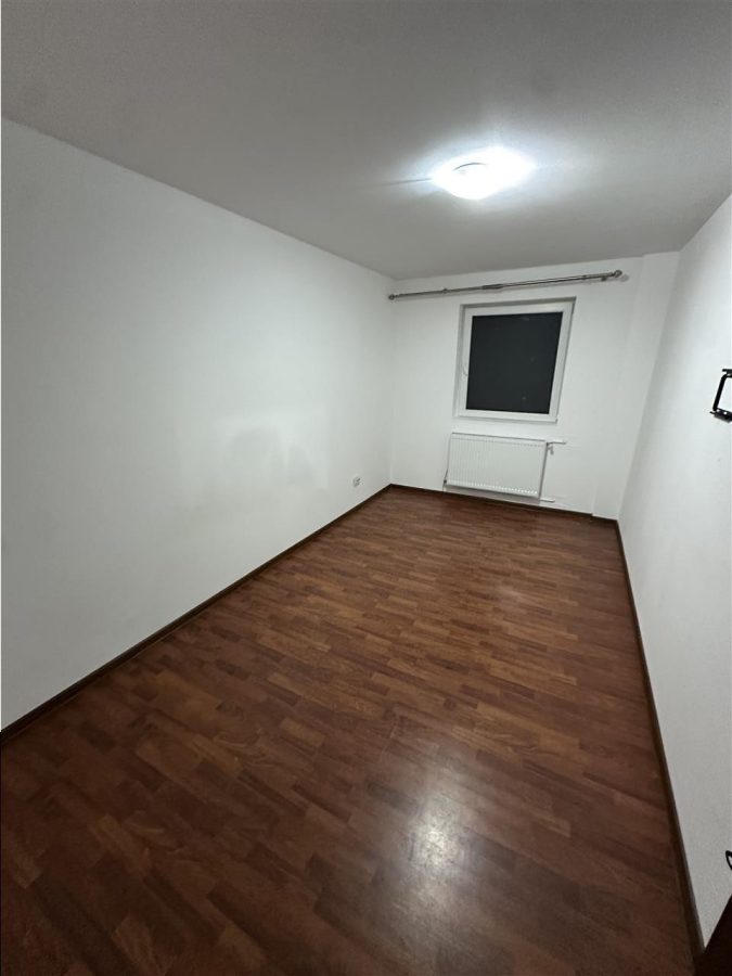 3 camere etaj 1 langa Mall - foto 5