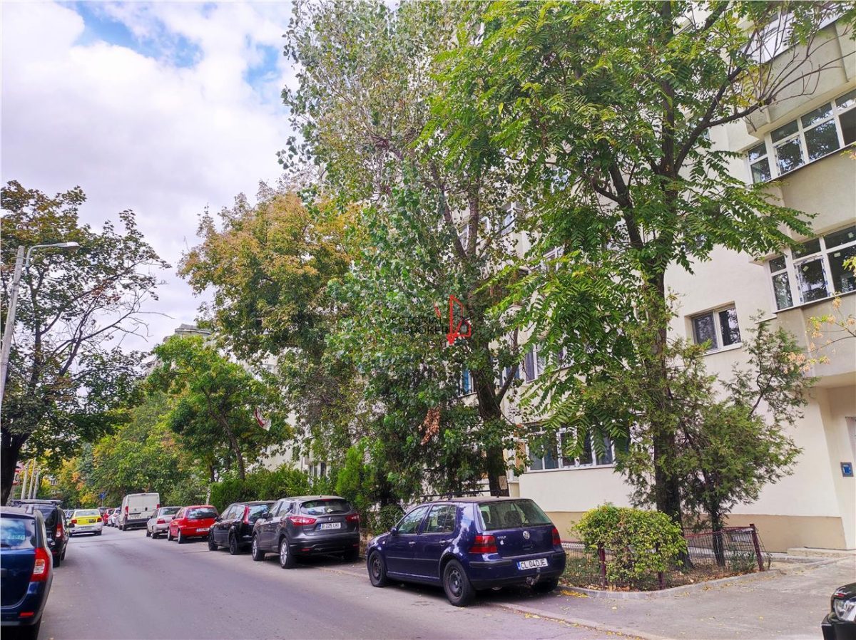 Decomandat bloc 1991, reabilitat  Doamna Ghica - Pancota - foto 1