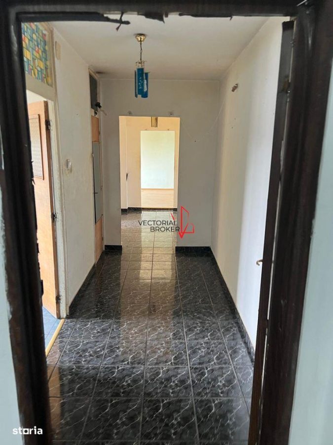 Decomandat bloc 1991, reabilitat  Doamna Ghica - Pancota - foto 5