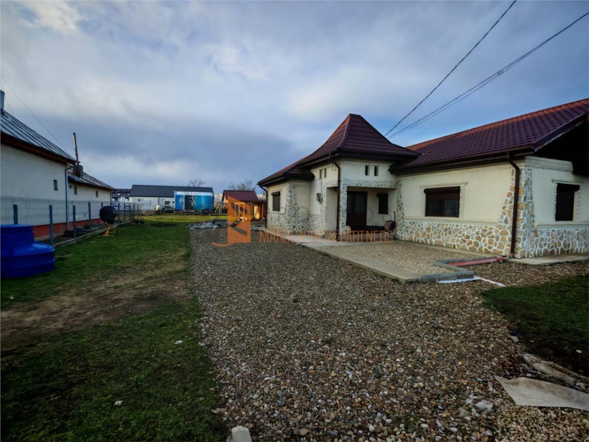 Casa tip parter zona Autorolla - foto 18